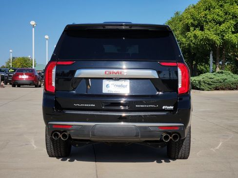 Used 2021 GMC Yukon Denali w/ Denali Premium Package AWD/4WD image 6