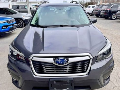 Used 2021 Subaru Forester Premium image 7