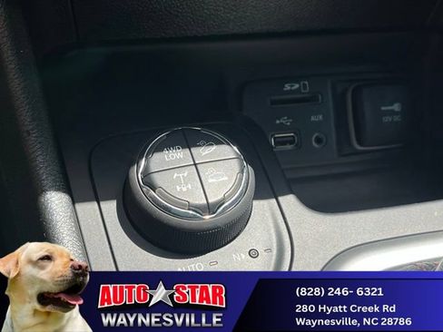 Used 2018 Jeep Cherokee Trailhawk w/ Quick Order Package 27L AWD/4WD image 20