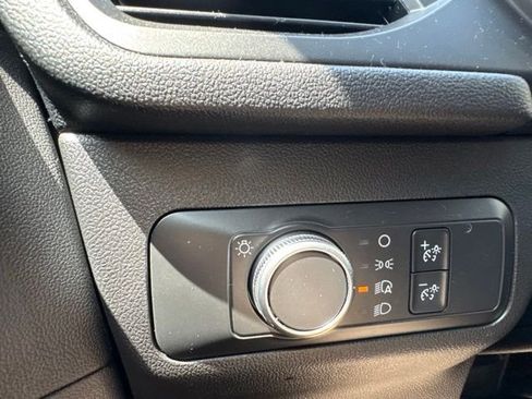 Used 2020 Ford Escape SE FWD image 21