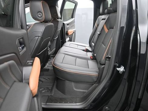 New 2026 GMC Canyon AT4 w/ Technology Plus Package AWD/4WD image 13