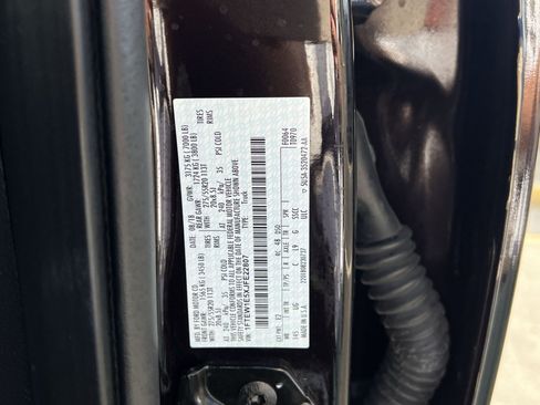Used 2018 Ford F150 XLT w/ Equipment Group 302A Luxury AWD/4WD image 28