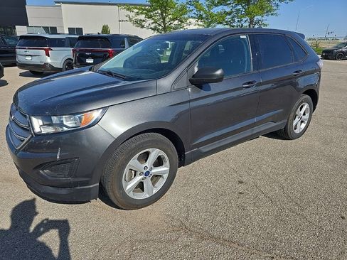 Used 2018 Ford Edge SE AWD/4WD image 3