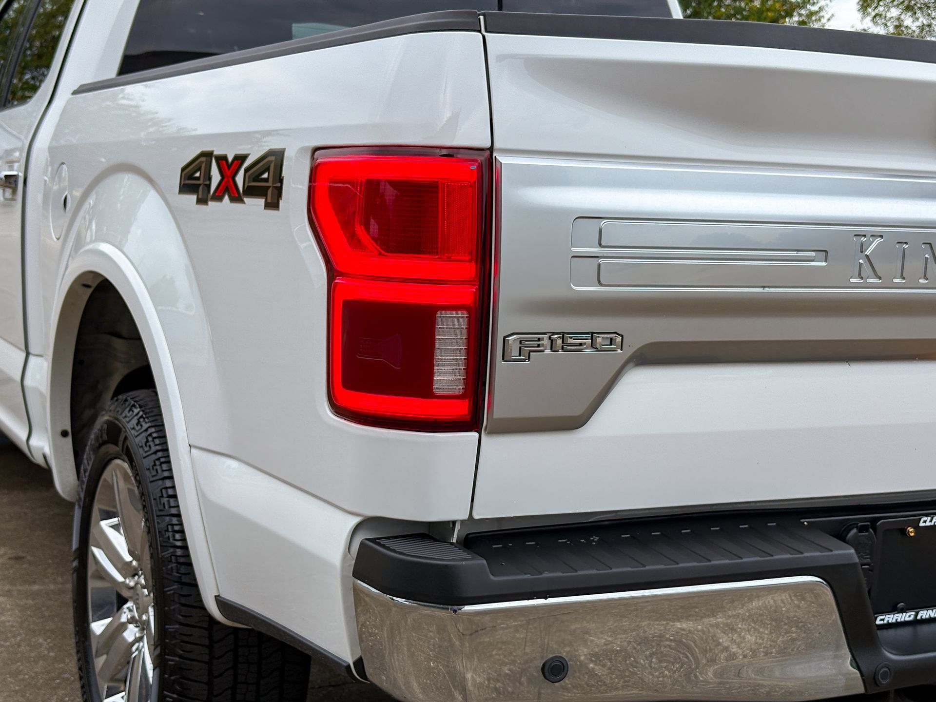 Used 2019 Ford F150 King Ranch w/ Equipment Group 601A Luxury AWD/4WD image 9