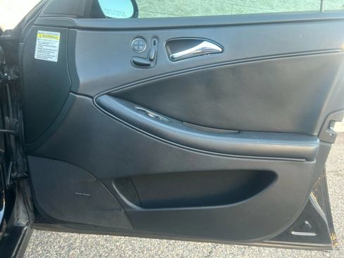 Used 2006 Mercedes-Benz CLS 55 AMG image 13