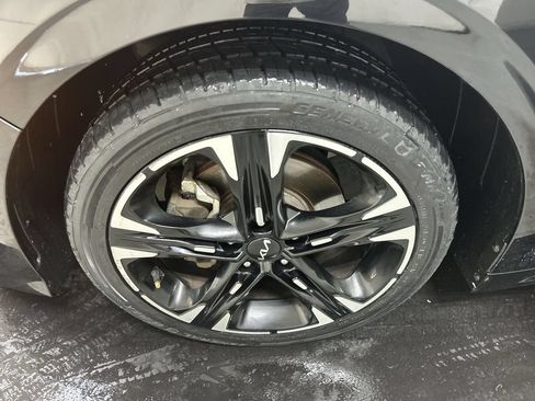 Used 2024 Kia K5 GT-Line w/ GT-Line Premium Package AWD/4WD image 8