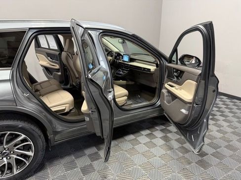 Used 2021 Lincoln Corsair AWD w/ Equipment Group 101A image 20