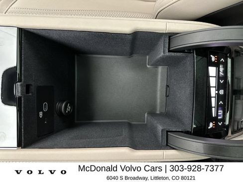 Certified 2026 Volvo XC90 B6 Plus w/ Protection Package AWD/4WD image 21