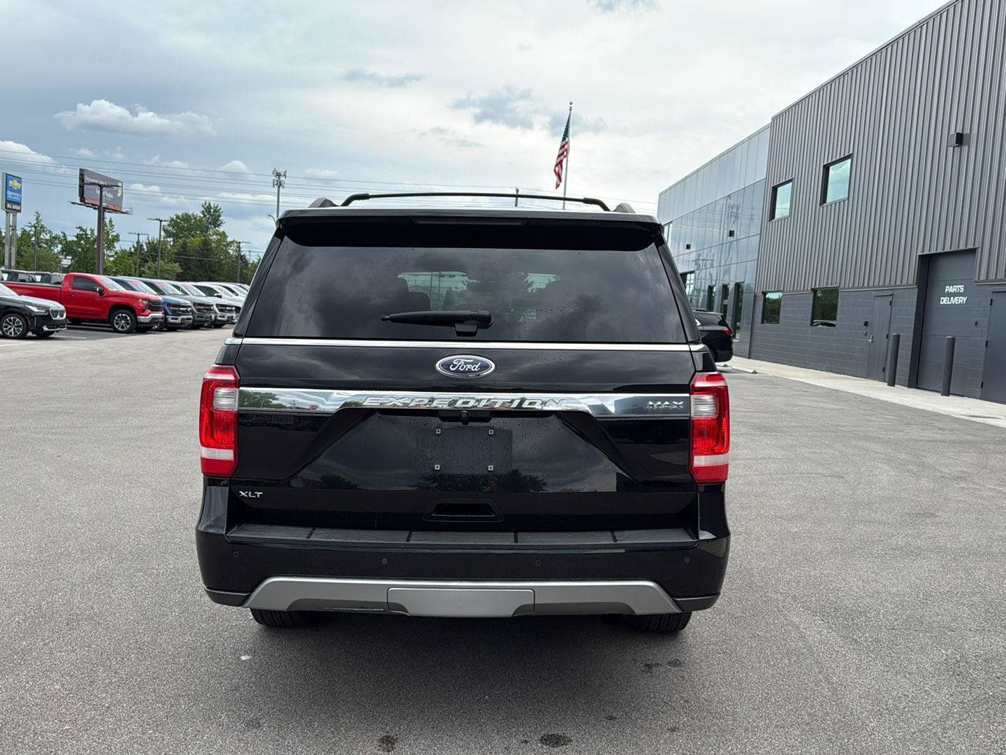 Used 2021 Ford Expedition Max XLT AWD/4WD image 4