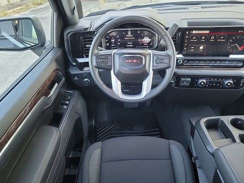 New 2026 GMC Sierra 1500 Elevation image 18