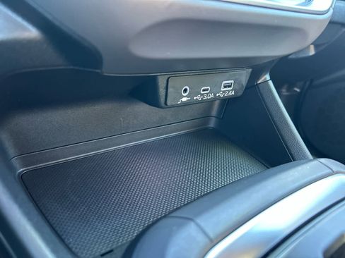 Used 2024 Subaru Crosstrek 2.0i Premium image 30