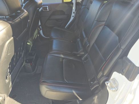 Used 2023 Jeep Gladiator Rubicon w/ LED Lighting Group image 12