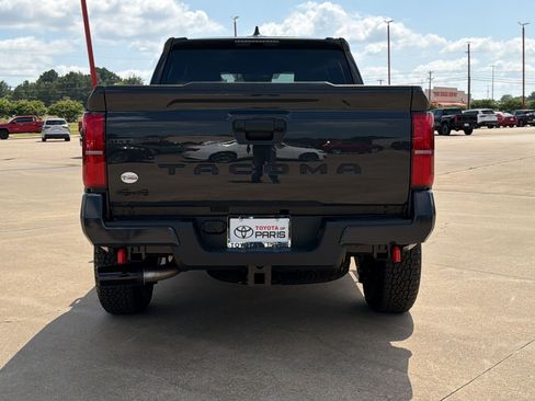 New 2026 Toyota Tacoma TRD Off-Road AWD/4WD image 10
