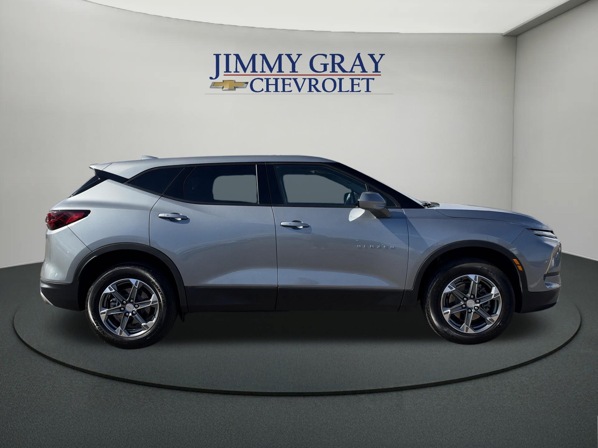 Used 2025 Chevrolet Blazer LT w/ Driver Confidence Package FWD image 6