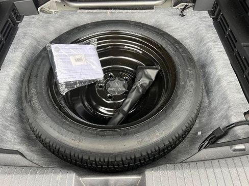 Certified 2026 Nissan Rogue SV AWD/4WD image 17
