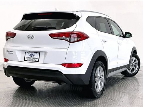 Used 2018 Hyundai Tucson SEL FWD image 2
