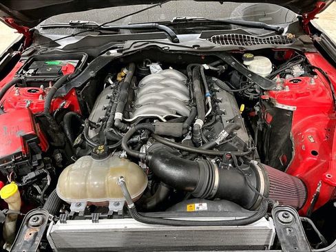 Used 2017 Ford Mustang GT w/ GT Performance Package RWD image 9