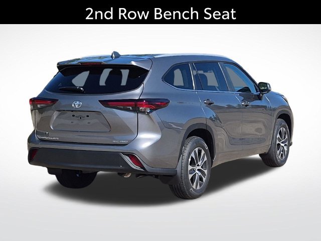 Certified 2026 Toyota Highlander XLE AWD/4WD image 7