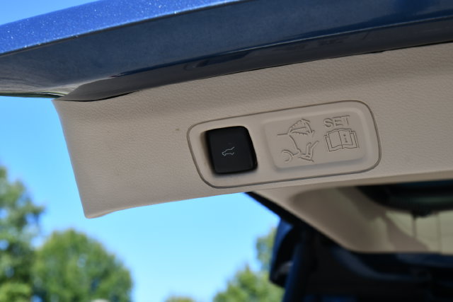 Used 2019 Lincoln Navigator Reserve AWD/4WD image 32