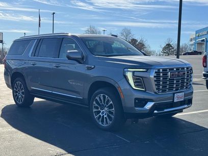 New 2026 GMC Yukon XL Denali w/ Sun & Power Step Package