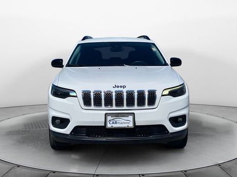 Used 2022 Jeep Cherokee Latitude Lux w/ Mopar Interior Package image 8