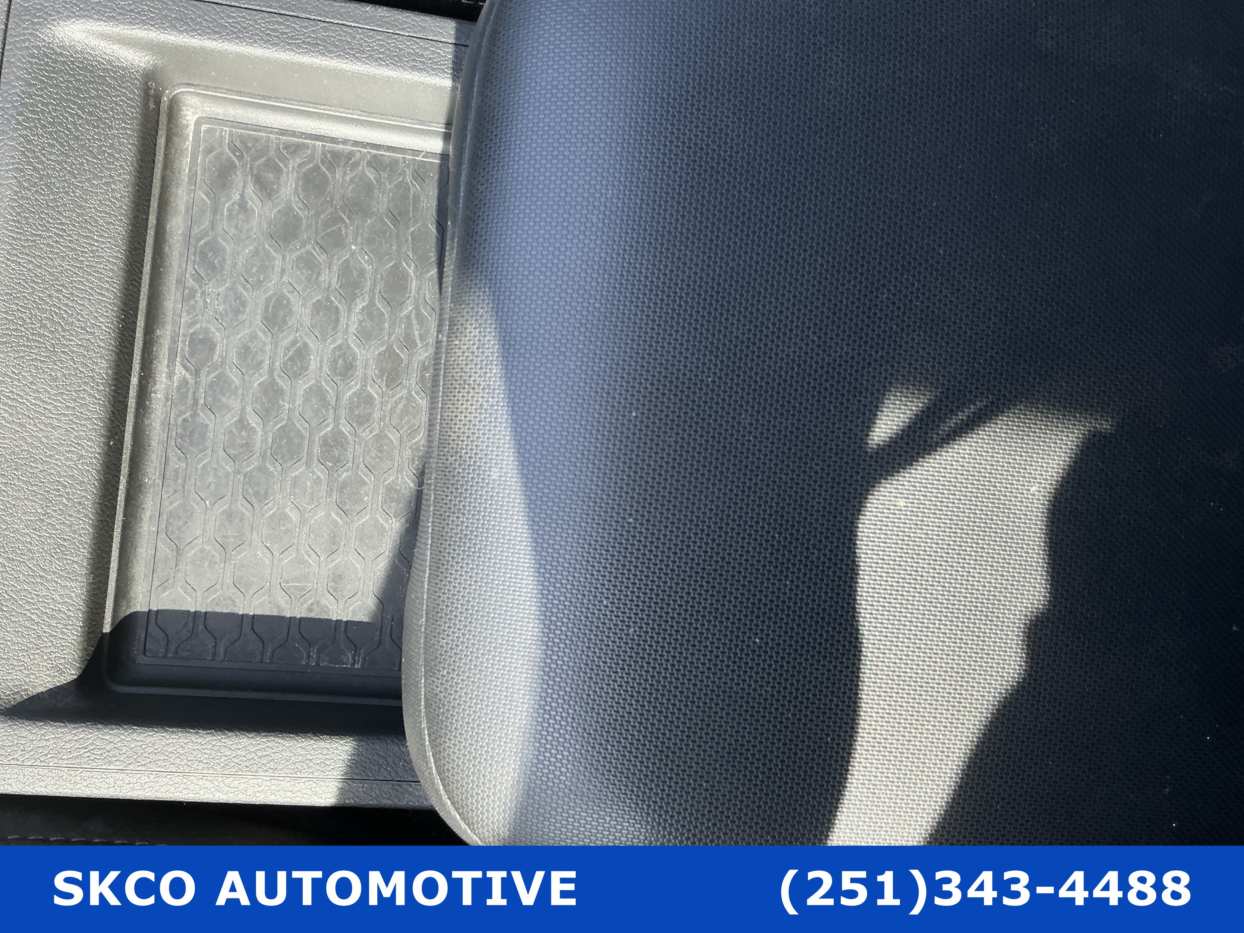 Used 2022 Nissan Frontier SV w/ Technology Package AWD/4WD image 25