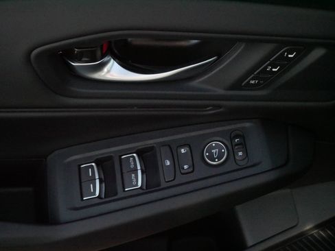 Used 2025 Honda Accord EX-L image 19