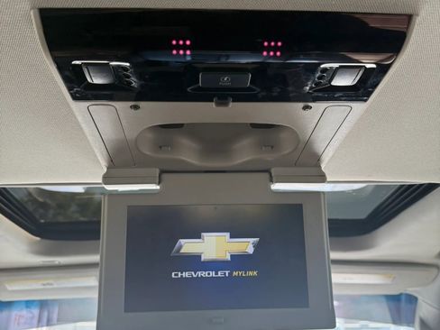 Used 2020 Chevrolet Tahoe Premier w/ Premier Plus Edition AWD/4WD image 15