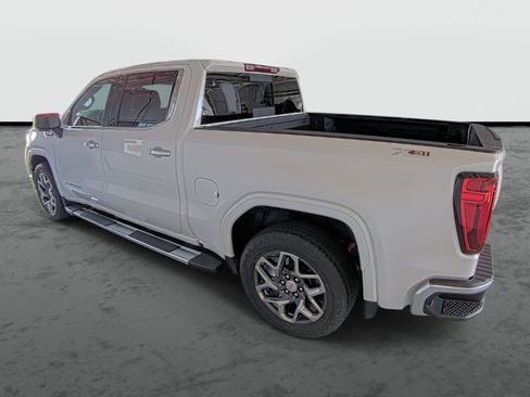 Used 2024 GMC Sierra 1500 SLT w/ SLT Premium Plus Package AWD/4WD image 11
