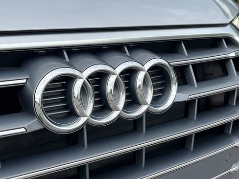 Used 2018 Audi Q5 2.0T Premium Plus w/ Premium Plus Package AWD/4WD image 11