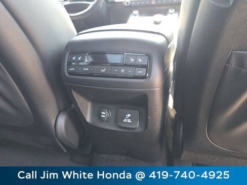 Used 2024 Hyundai Palisade Calligraphy AWD/4WD image 22