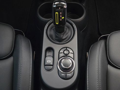 Used 2024 MINI Cooper SE FWD image 27