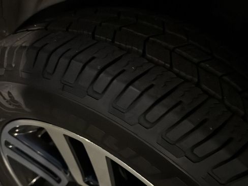 Used 2022 Toyota 4Runner Limited image 10