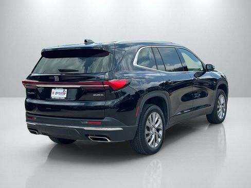 Used 2025 Buick Enclave Preferred FWD image 5