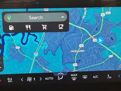 Used 2025 Lincoln Nautilus Premier image 22