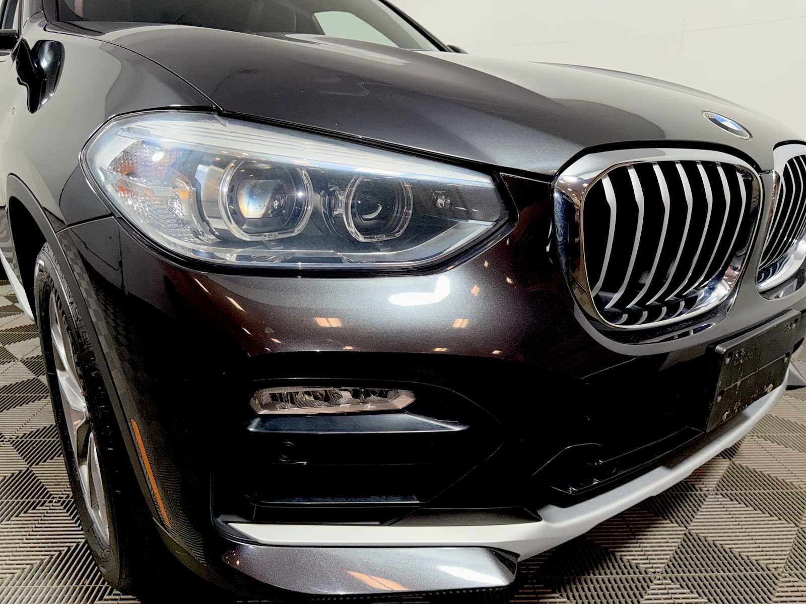 Used 2019 BMW X4 xDrive30i w/ Convenience Package AWD/4WD image 25
