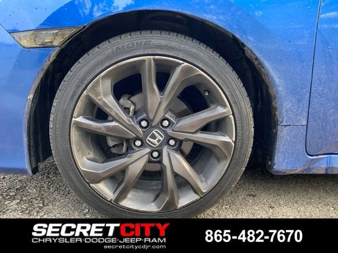 Used 2019 Honda Civic Sport image 9