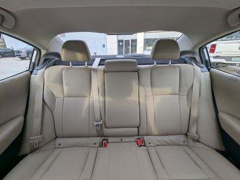 Used 2020 Subaru Legacy Limited image 19