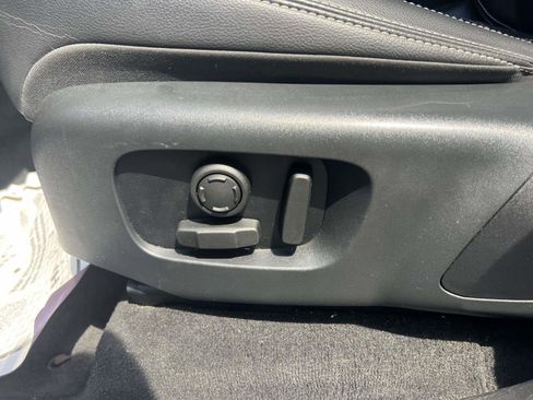 Used 2021 Land Rover Range Rover Velar R-Dynamic S AWD/4WD image 18