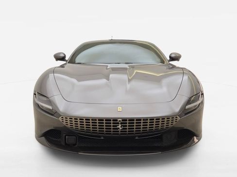 Used 2024 Ferrari Roma RWD image 2