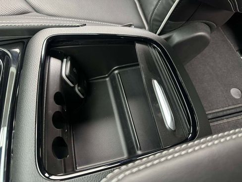 New 2026 Chrysler Pacifica Limited image 31