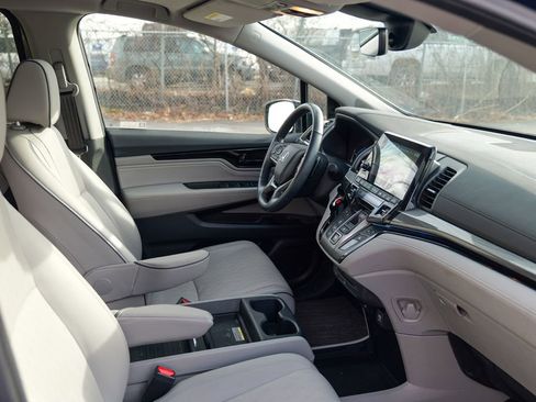 Used 2024 Honda Odyssey Elite image 38