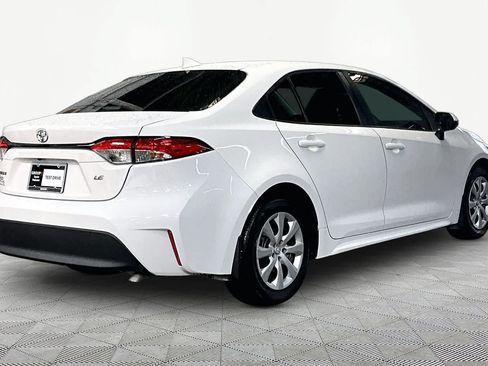 Used 2025 Toyota Corolla LE FWD image 13