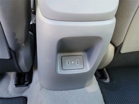 New 2026 Hyundai Elantra Sport image 18