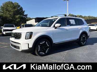 Used 2024 Kia Telluride EX w/ EX Captain's Chair Package