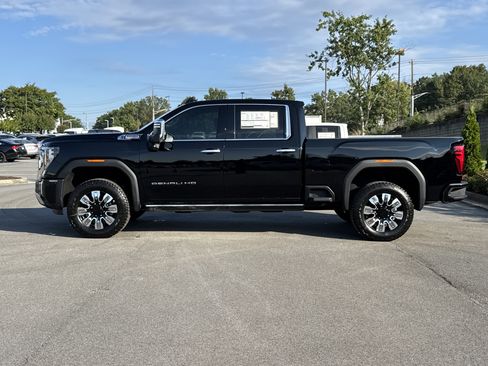 New 2025 GMC Sierra 2500 Denali w/ Denali Reserve Package image 7