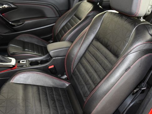 Used 2018 Buick Cascada Sport Touring w/ Dark Effects Package image 43