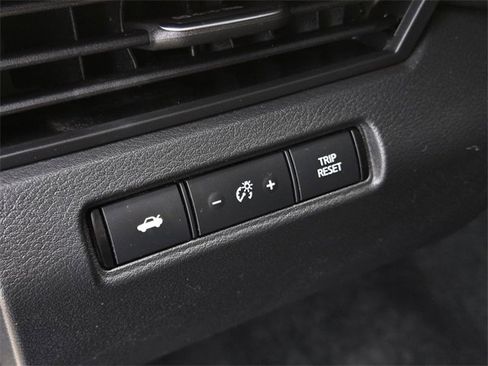 Used 2023 Nissan Altima 2.5 SV image 17