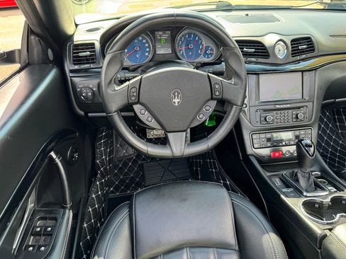 Used 2013 Maserati GranTurismo Convertible image 30