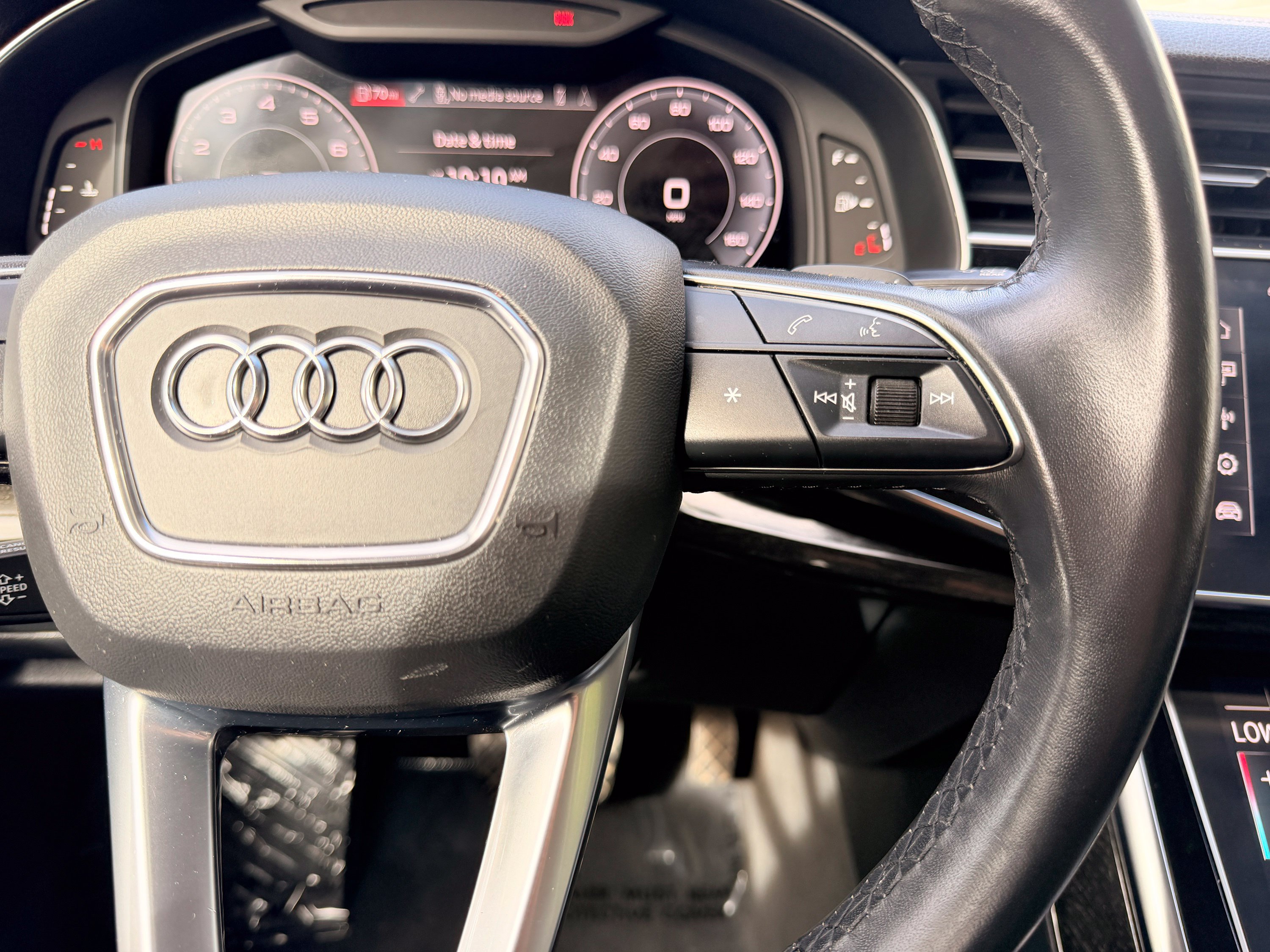 Used 2023 Audi Q7 2.0T Premium w/ Convenience Package AWD/4WD image 37